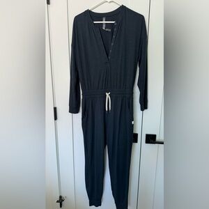 Vuori Navy Heather Henley Jumpsuit XS
